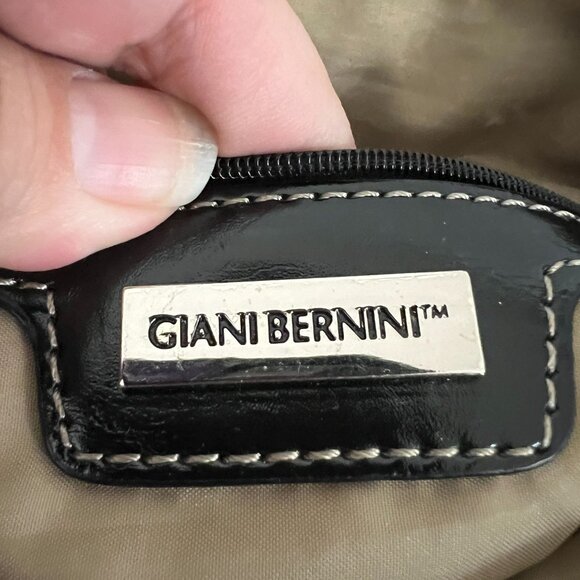 Giani Bernini Geometric Crossbody Bag With Adjustable Strap & Multiple Zipper Co - Picture 7 of 9